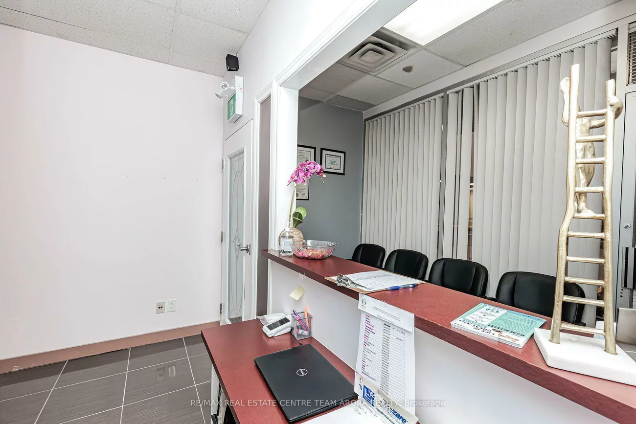 1550, South Gateway, Northeast, Mississauga