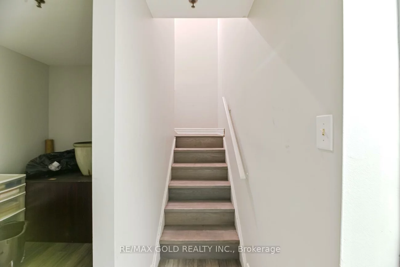 2579, Rena, Northeast, Mississauga