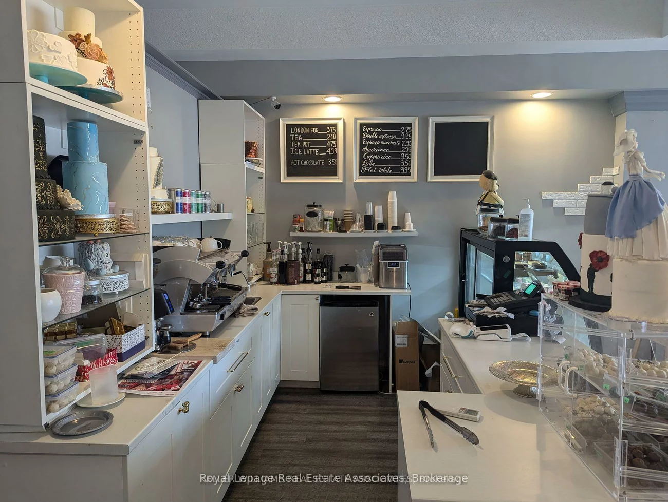 233, Lakeshore, Port Credit, Mississauga