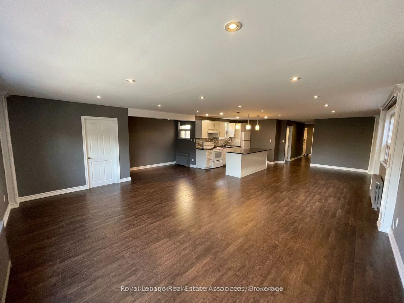 233, Lakeshore, Port Credit, Mississauga