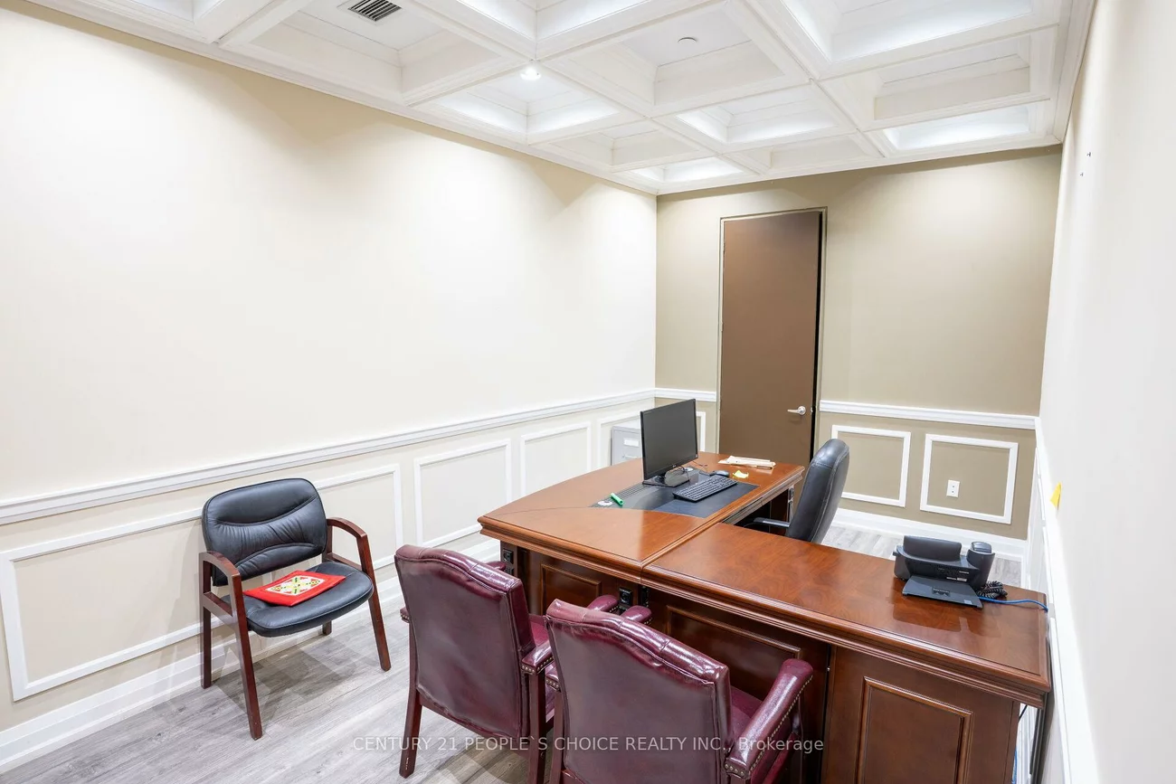 5160, EXPLORER, Airport Corporate, Mississauga
