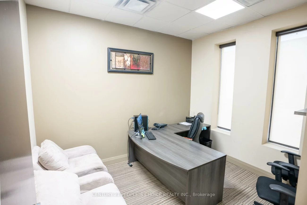 5160, EXPLORER, Airport Corporate, Mississauga