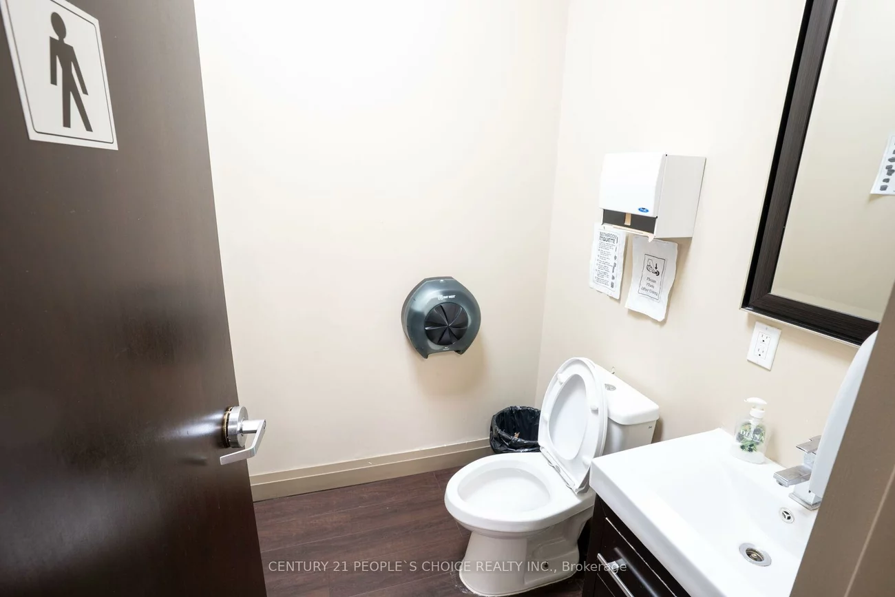 5160, EXPLORER, Airport Corporate, Mississauga