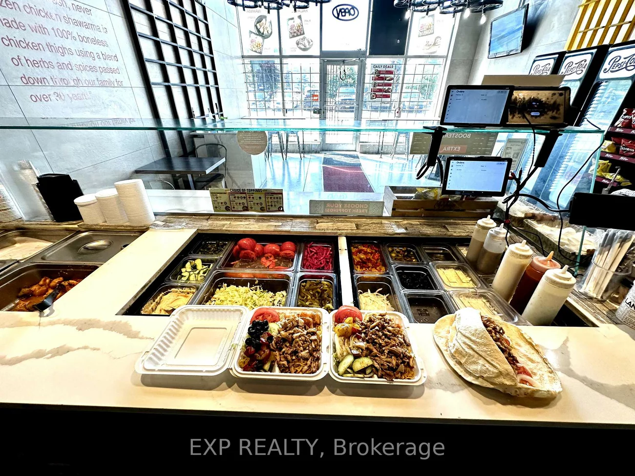 70, World, Gateway, Mississauga