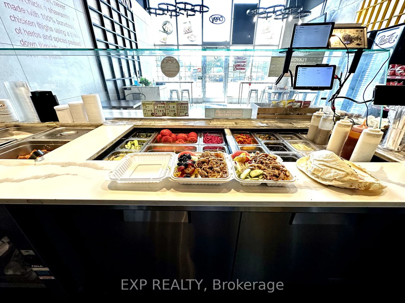 70, World, Gateway, Mississauga