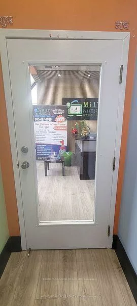 5160, Explorer, Airport Corporate, Mississauga