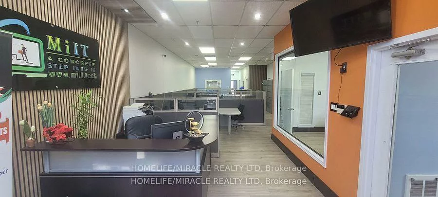 5160, Explorer, Airport Corporate, Mississauga
