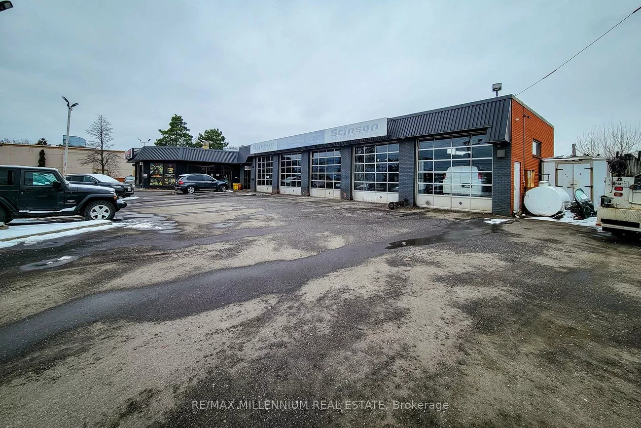 2121, Dundas, Dixie, Mississauga