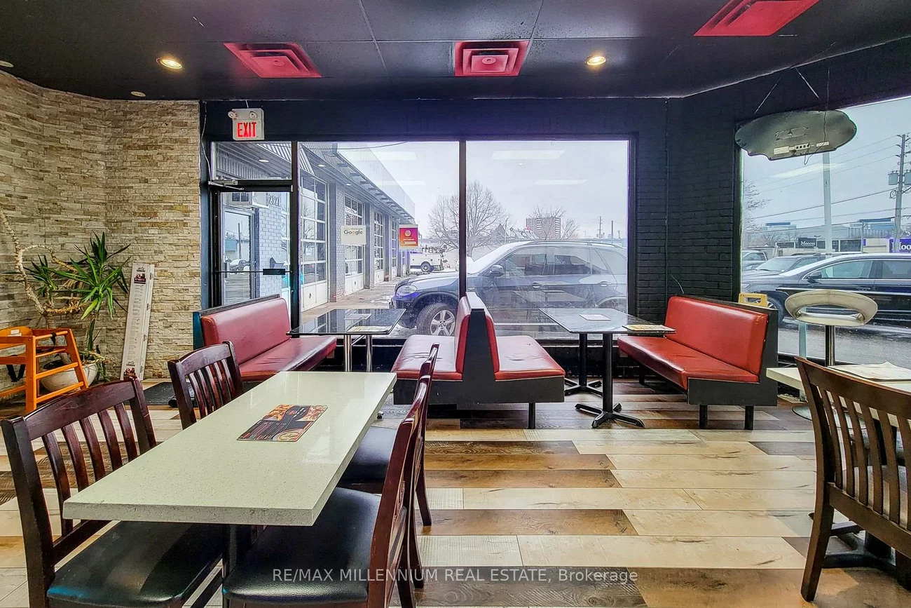 2121, Dundas, Dixie, Mississauga