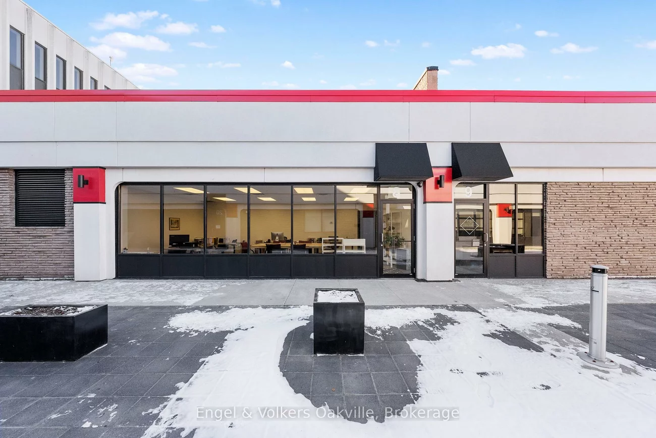 755, Queensway, Dixie, Mississauga