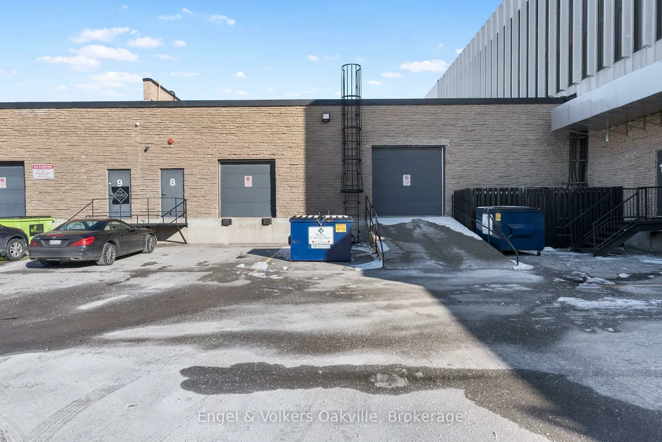 755, Queensway, Dixie, Mississauga