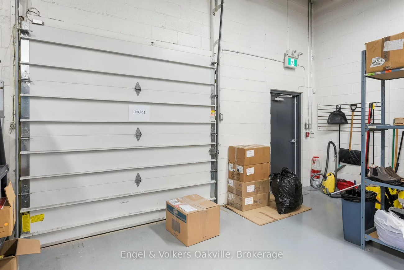 755, Queensway, Dixie, Mississauga