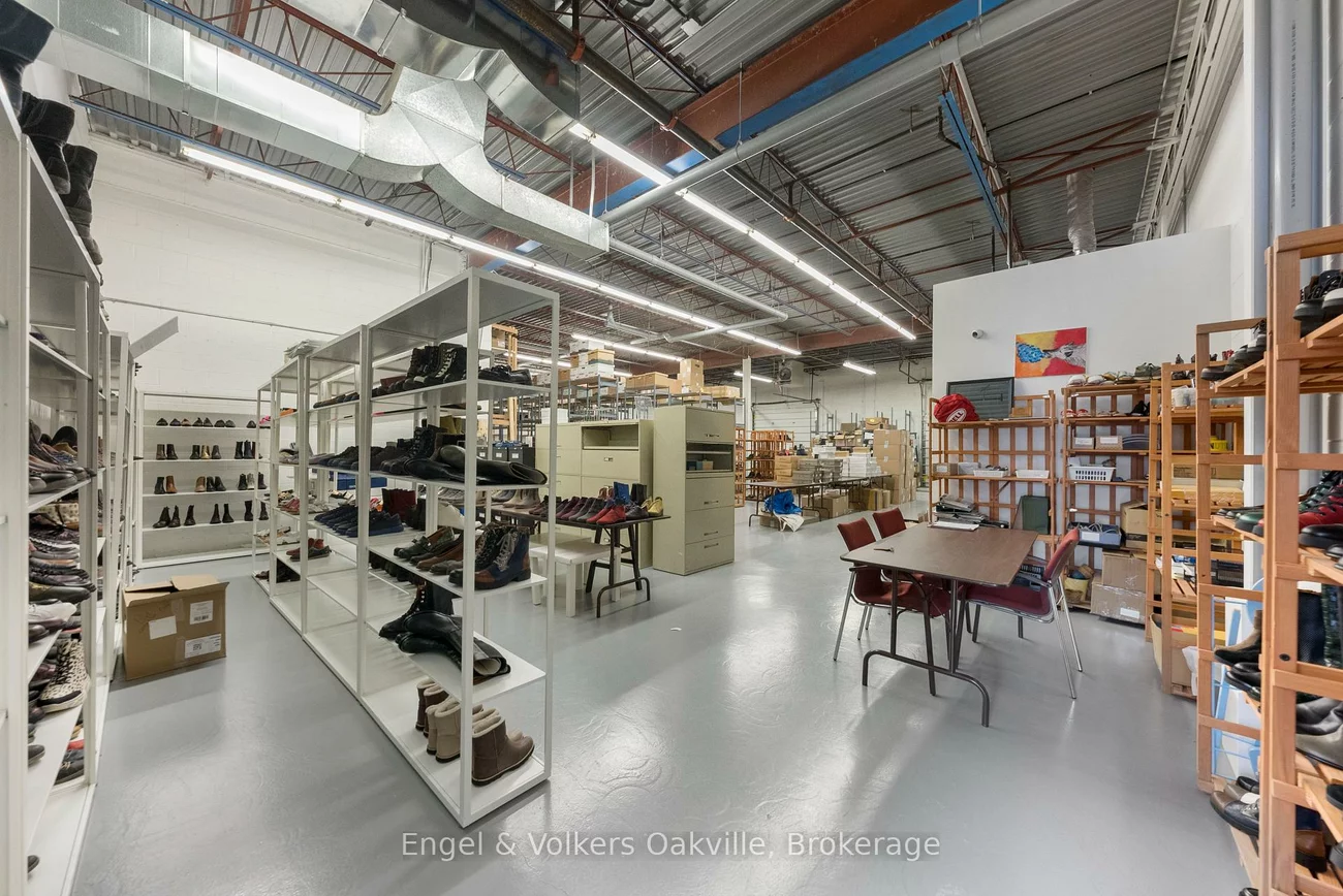 755, Queensway, Dixie, Mississauga