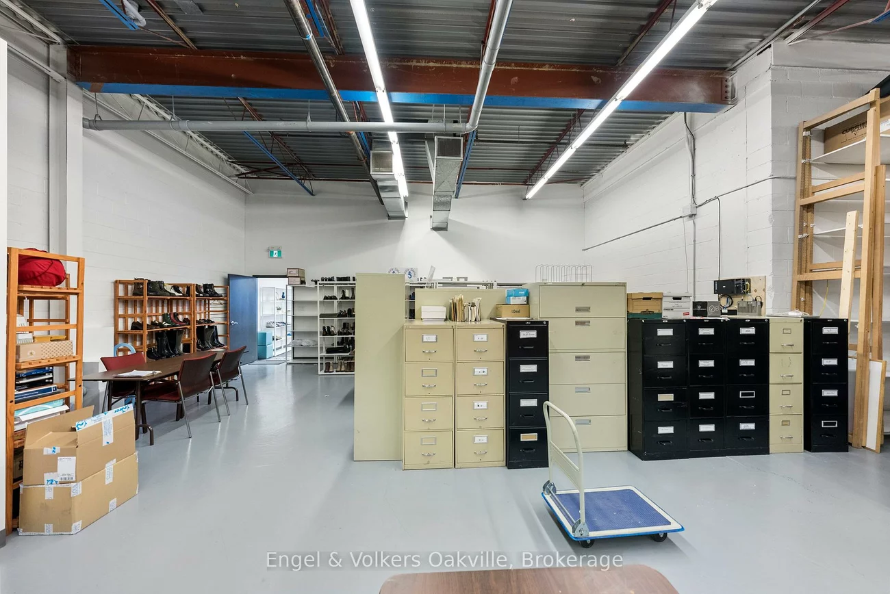 755, Queensway, Dixie, Mississauga