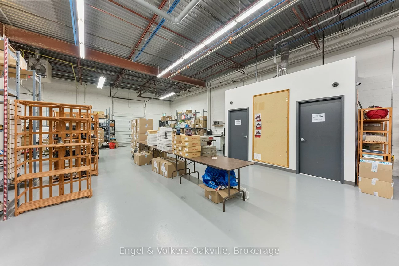 755, Queensway, Dixie, Mississauga