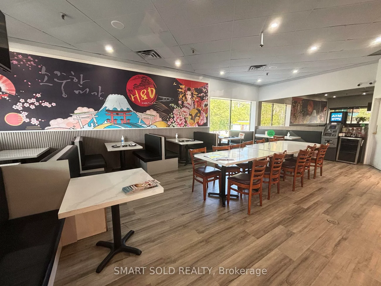 60, Dundas, Cooksville, Mississauga