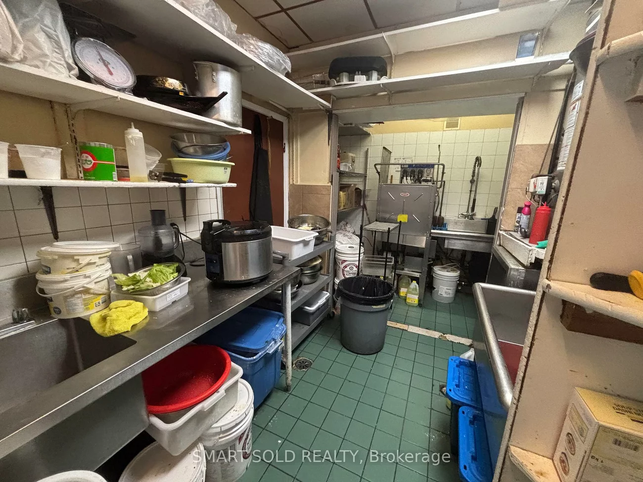 60, Dundas, Cooksville, Mississauga