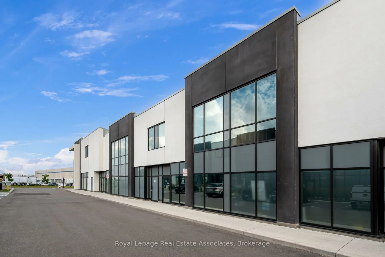 5250, Solar, Airport Corporate, Mississauga