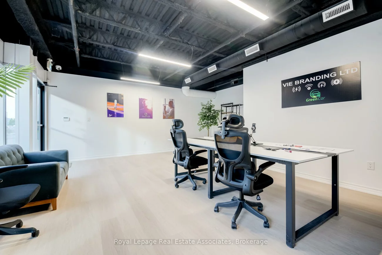 5250, Solar, Airport Corporate, Mississauga