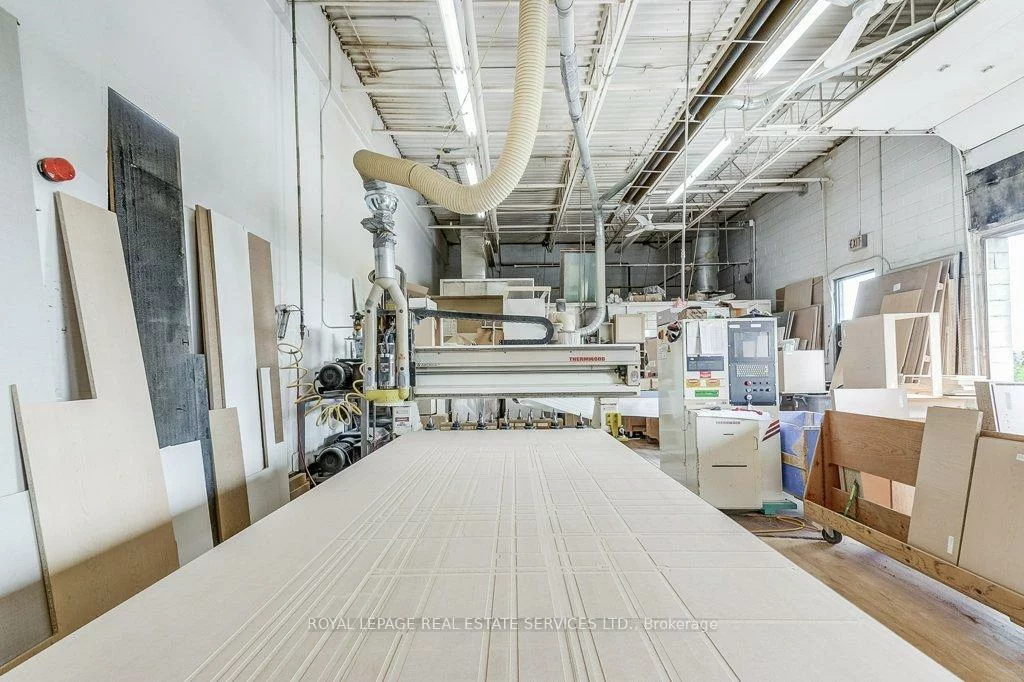2576, Dunwin, Western Business Park, Mississauga