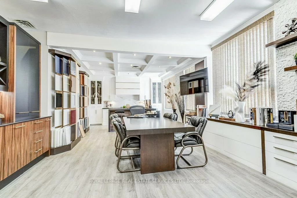 2576, Dunwin, Western Business Park, Mississauga