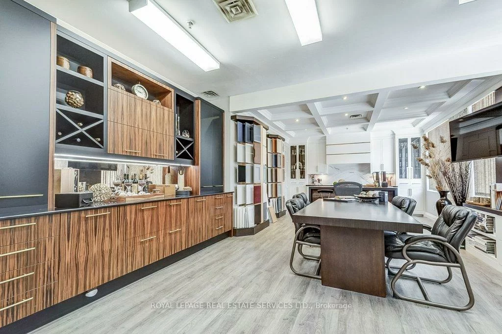 2576, Dunwin, Western Business Park, Mississauga