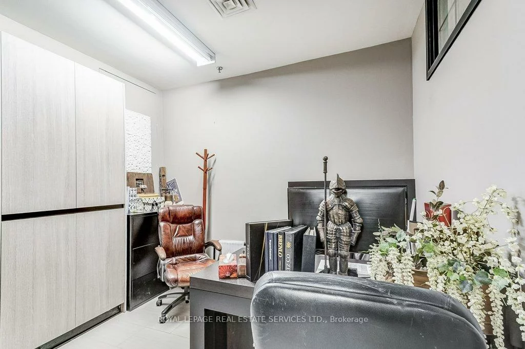 2576, Dunwin, Western Business Park, Mississauga