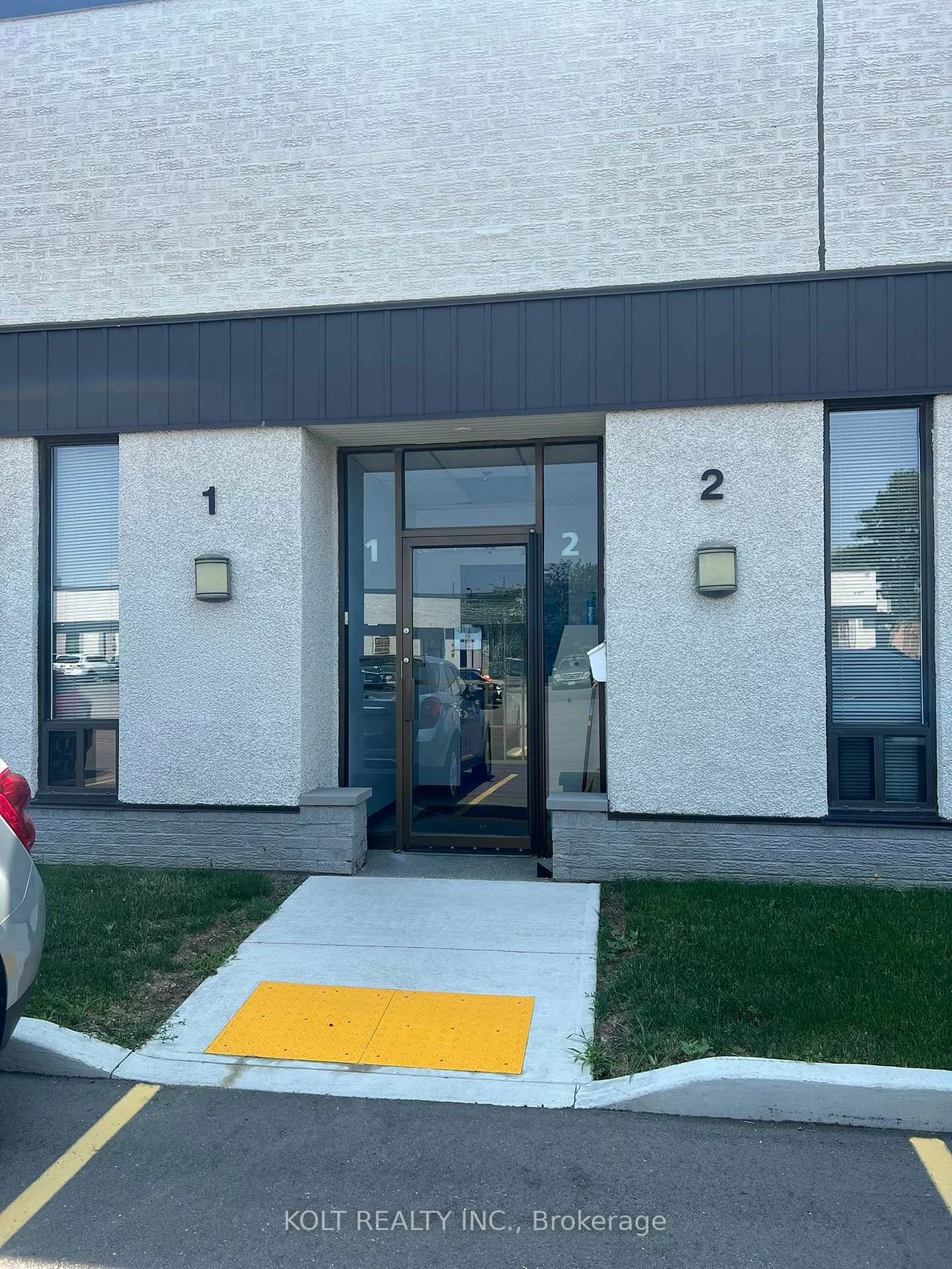 5266, General, Dixie, Mississauga