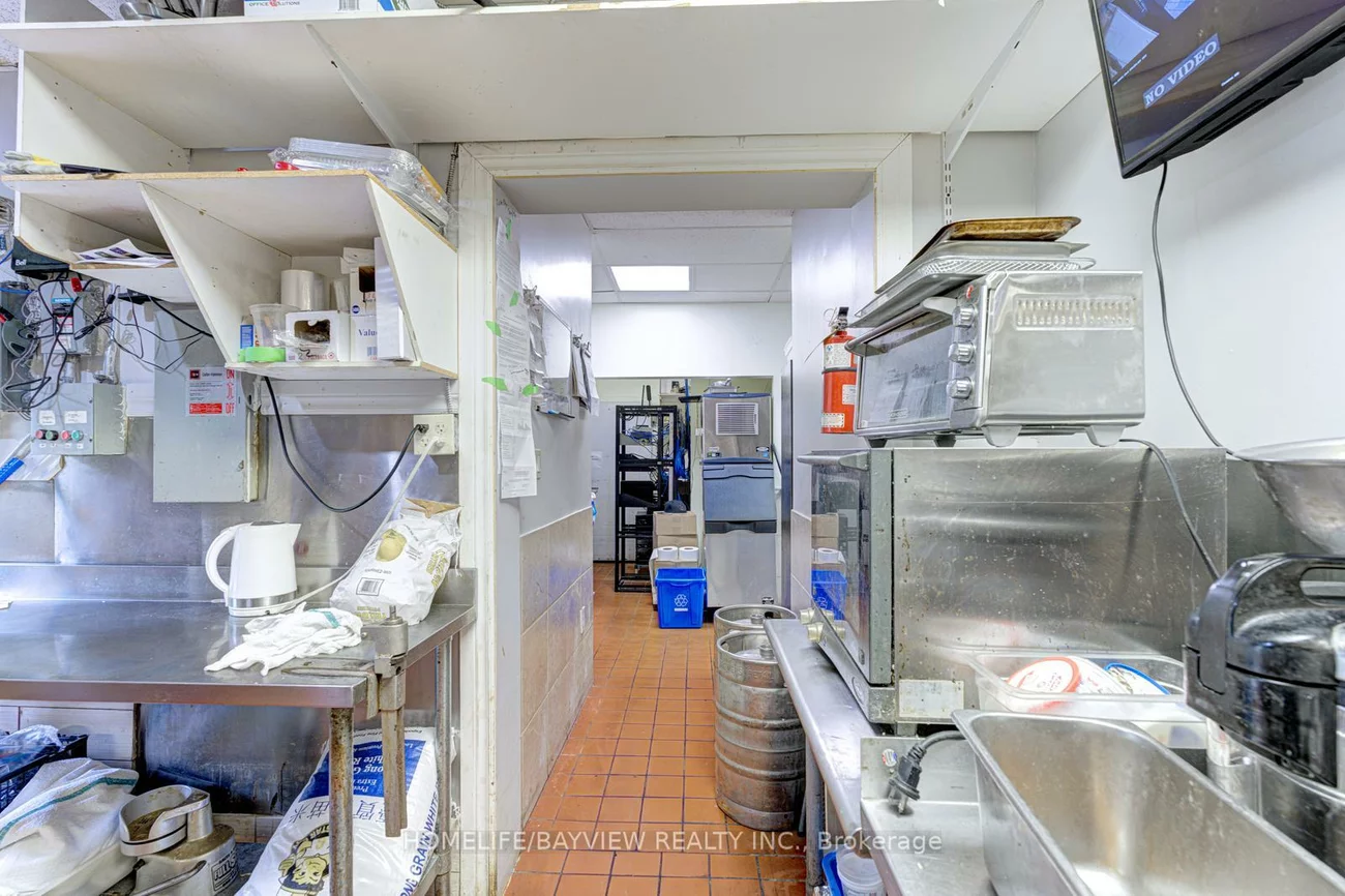 2425, Truscott, Clarkson, Mississauga