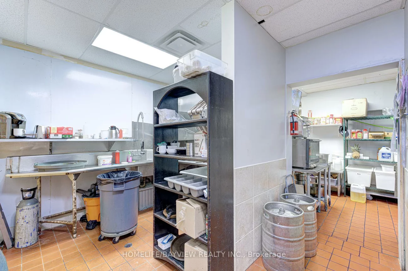 2425, Truscott, Clarkson, Mississauga
