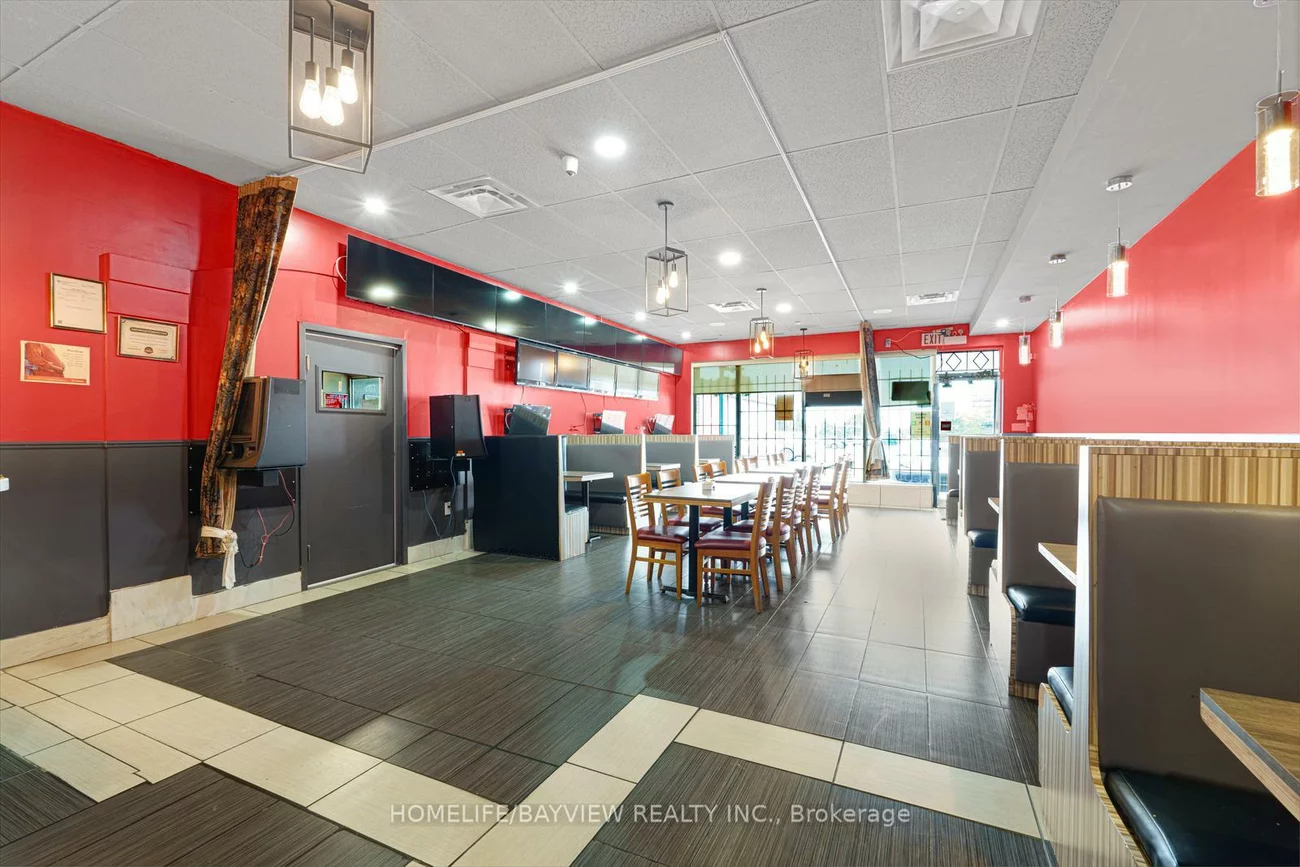 2425, Truscott, Clarkson, Mississauga