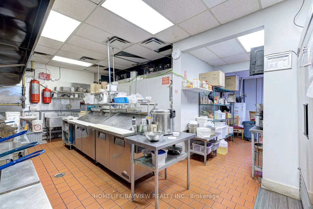 2425, Truscott, Clarkson, Mississauga