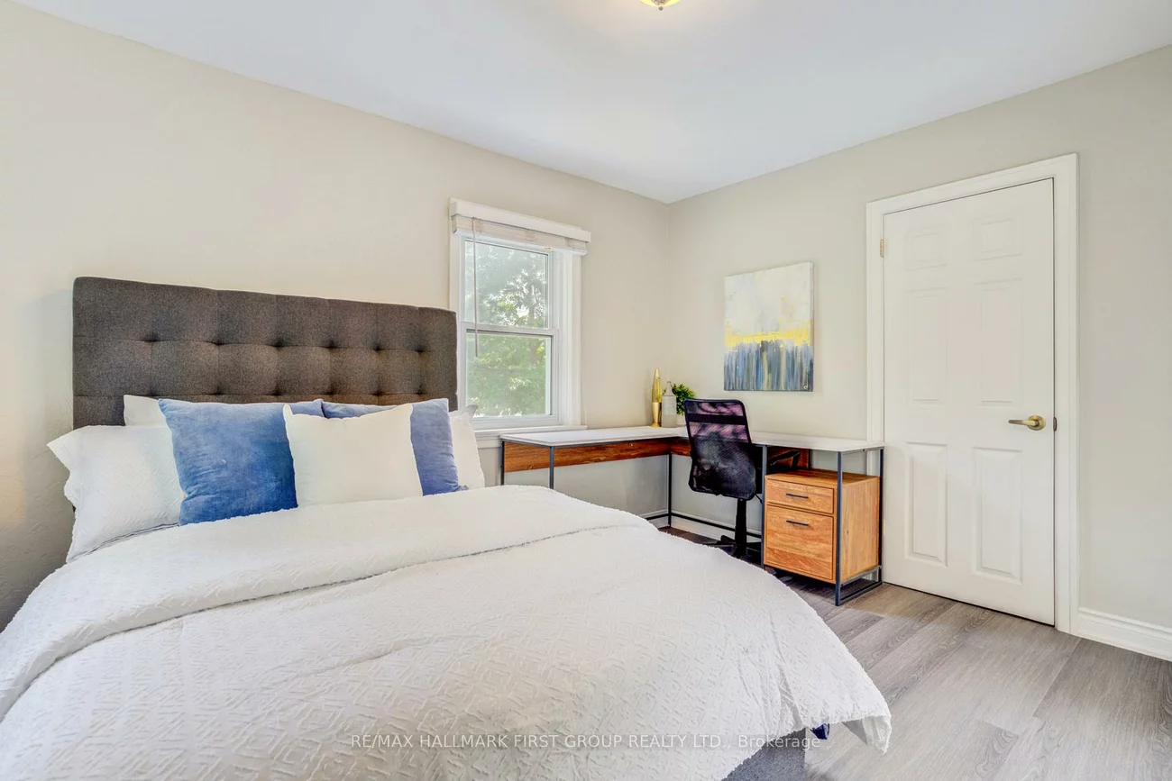 1395, Hurontario, Mineola, Mississauga