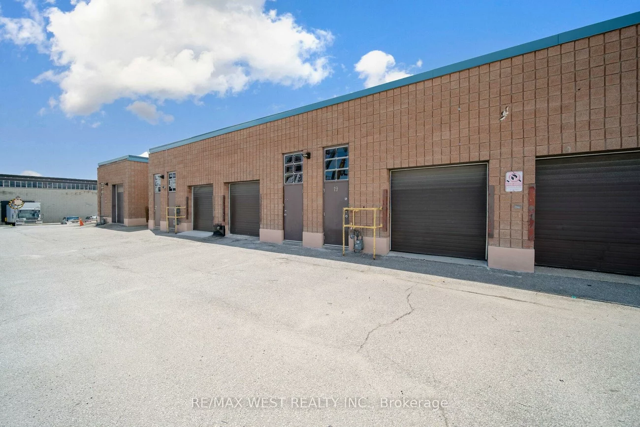 1662, Bonhill, Northeast, Mississauga