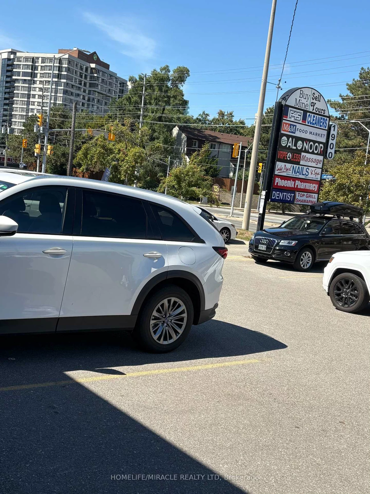 1900, Lakeshore, Clarkson, Mississauga