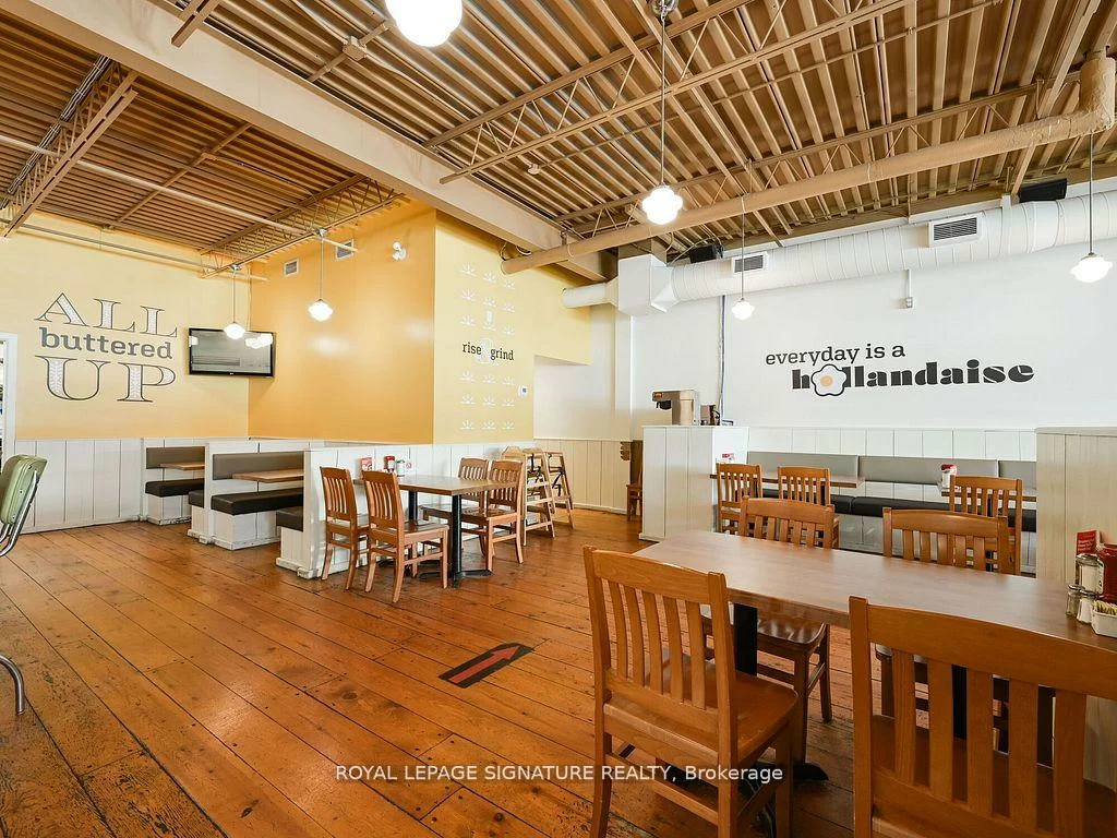 1375, Southdown, Clarkson, Mississauga