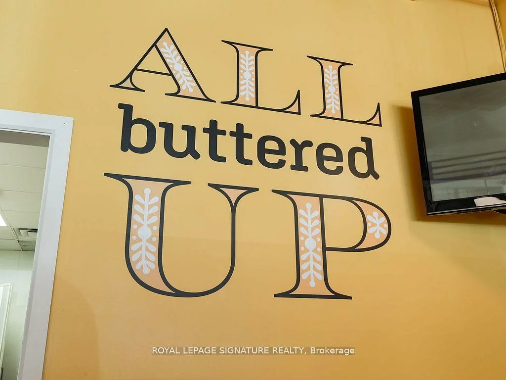 1375, Southdown, Clarkson, Mississauga