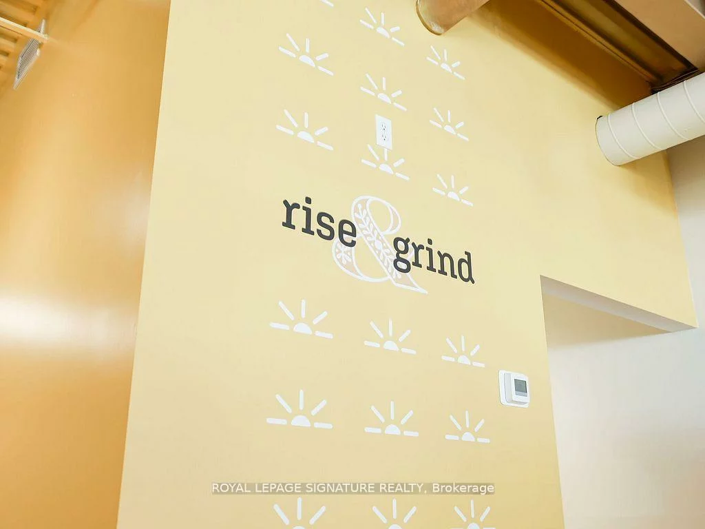 1375, Southdown, Clarkson, Mississauga