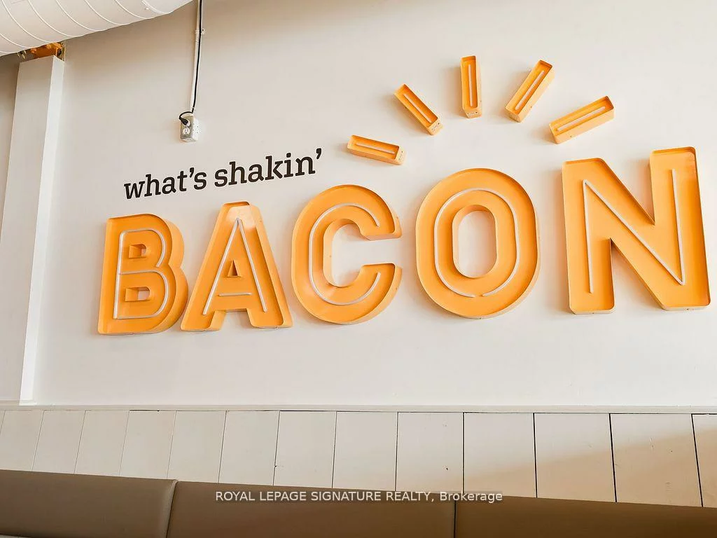 1375, Southdown, Clarkson, Mississauga