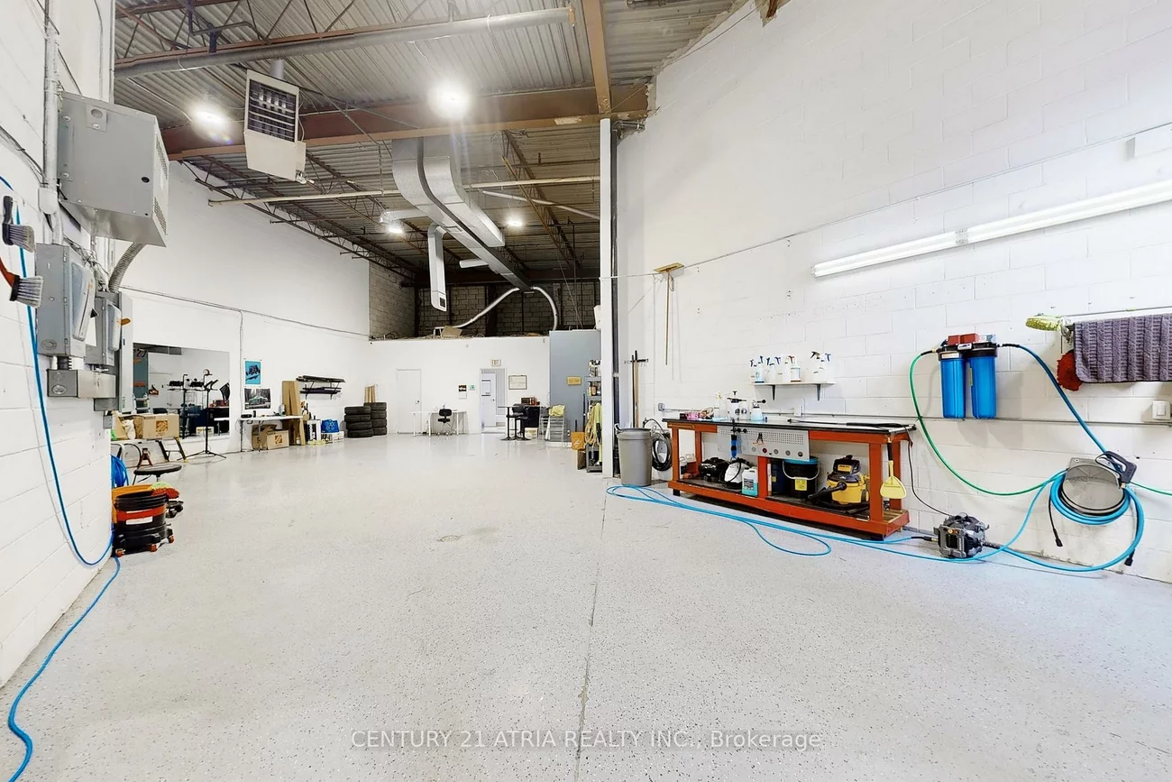 5775, Atlantic, Northeast, Mississauga