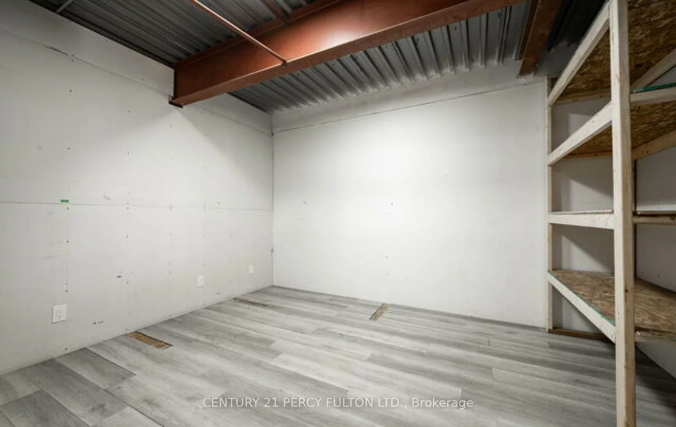 755, Queensway, Dixie, Mississauga