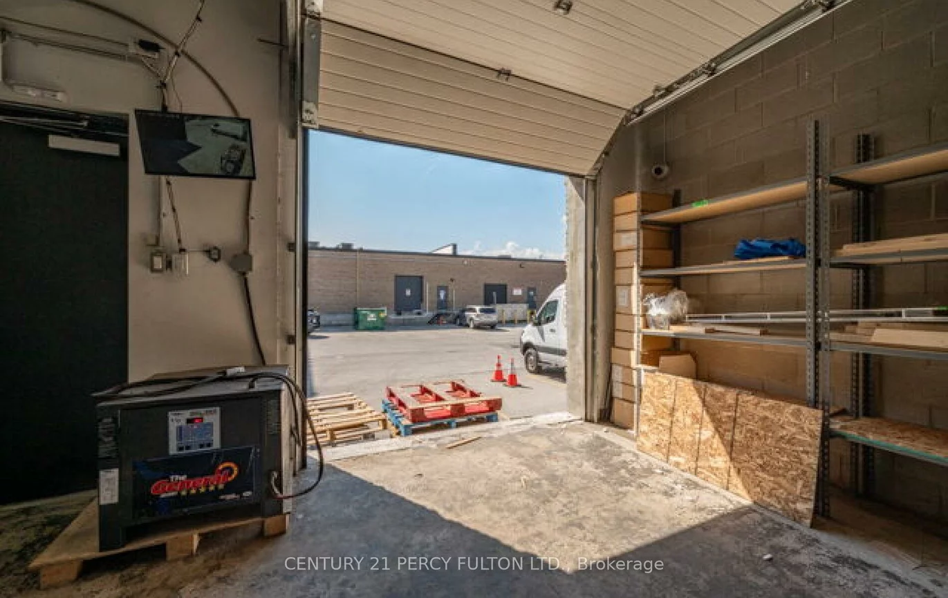 755, Queensway, Dixie, Mississauga