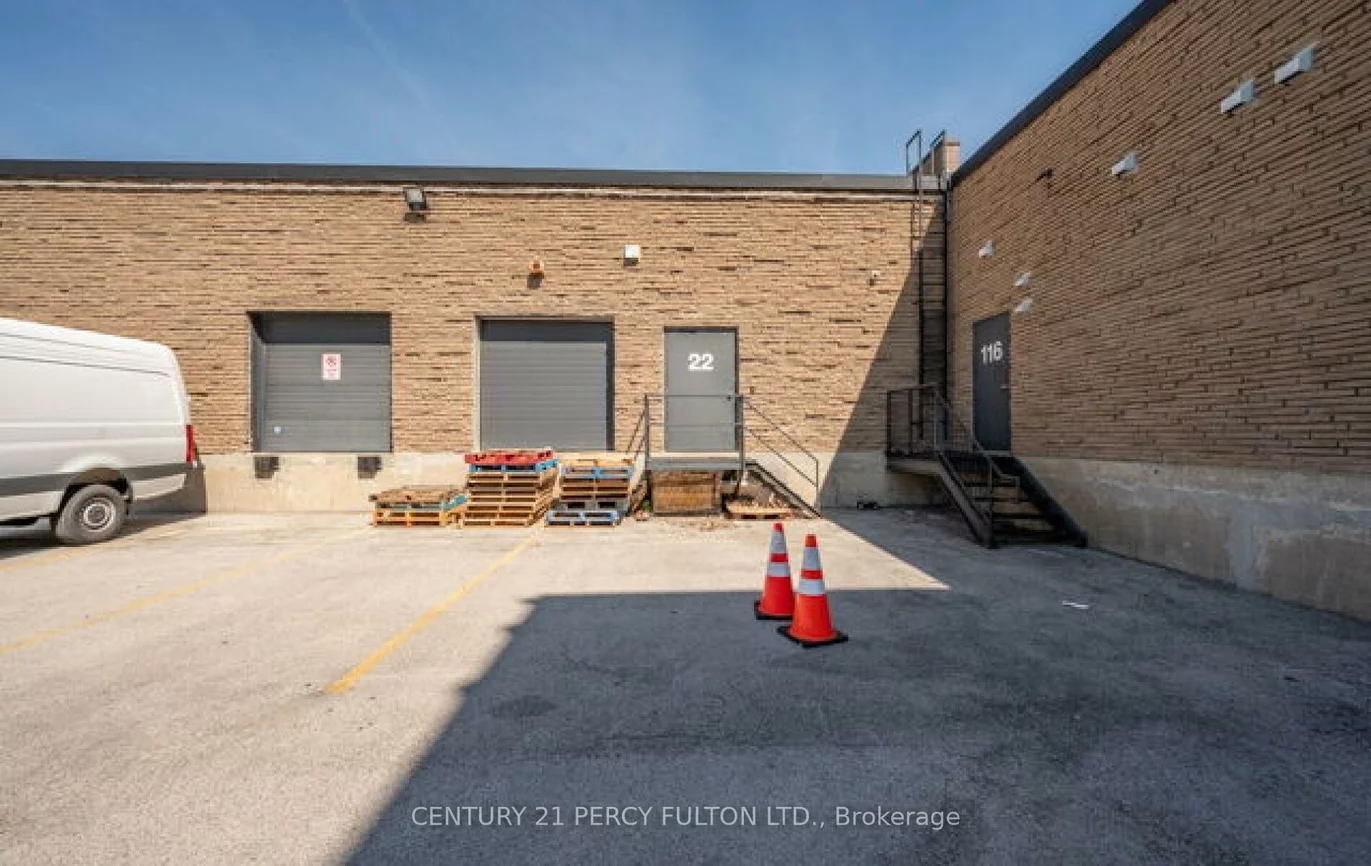 755, Queensway, Dixie, Mississauga