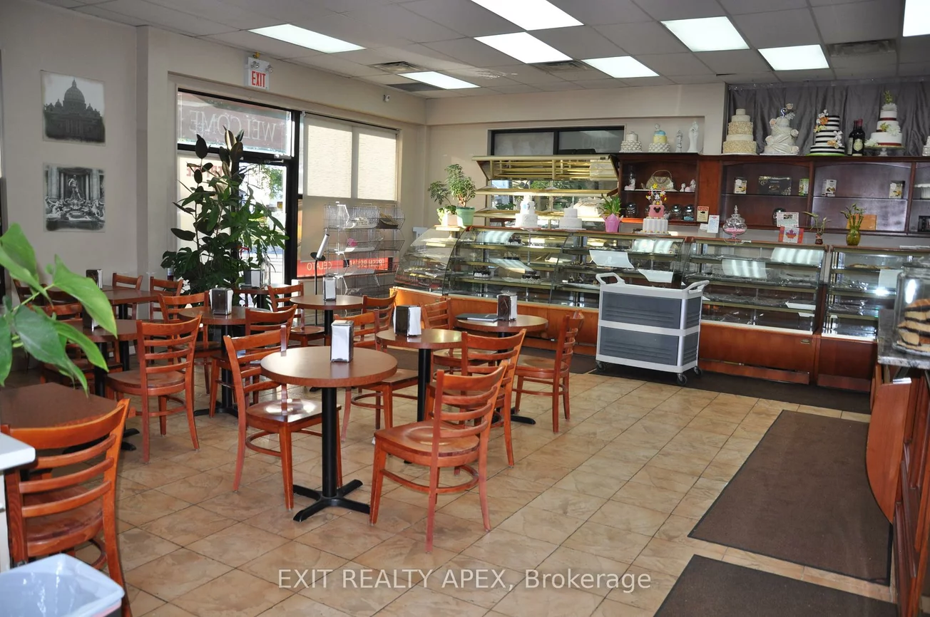 4910, Tomken Rd, Northeast, Mississauga