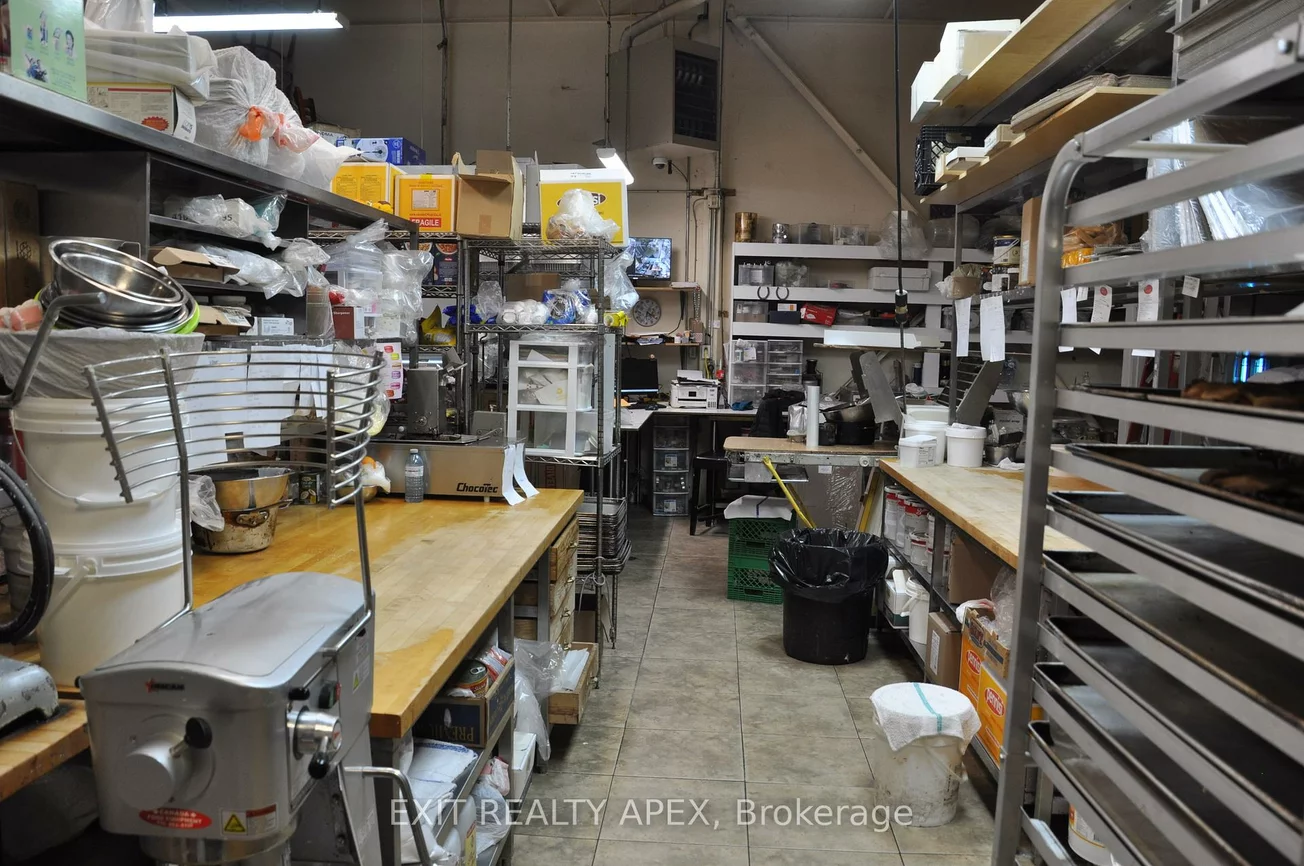 4910, Tomken Rd, Northeast, Mississauga