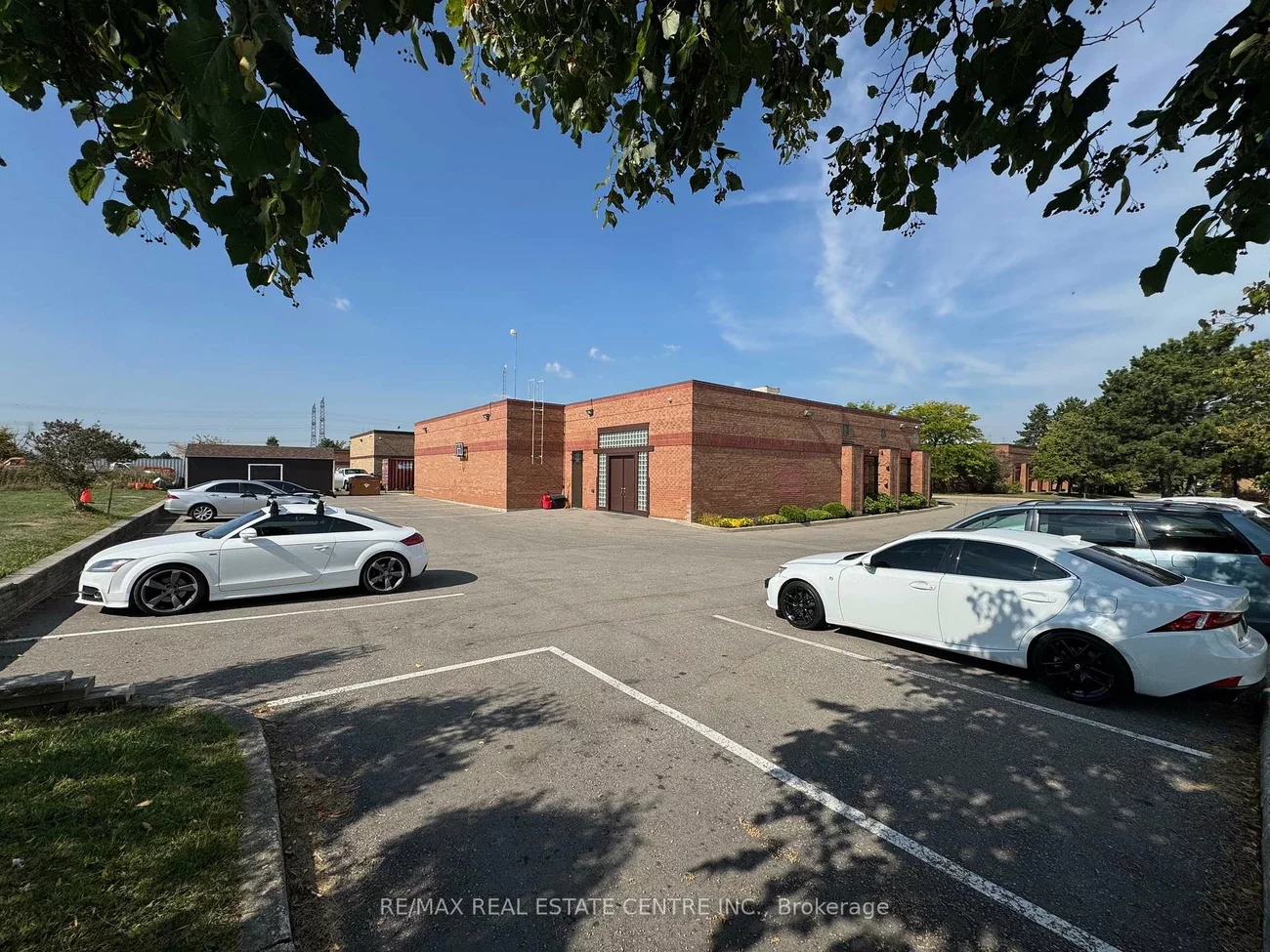 7605, Danbro, Meadowvale Business Park, Mississauga
