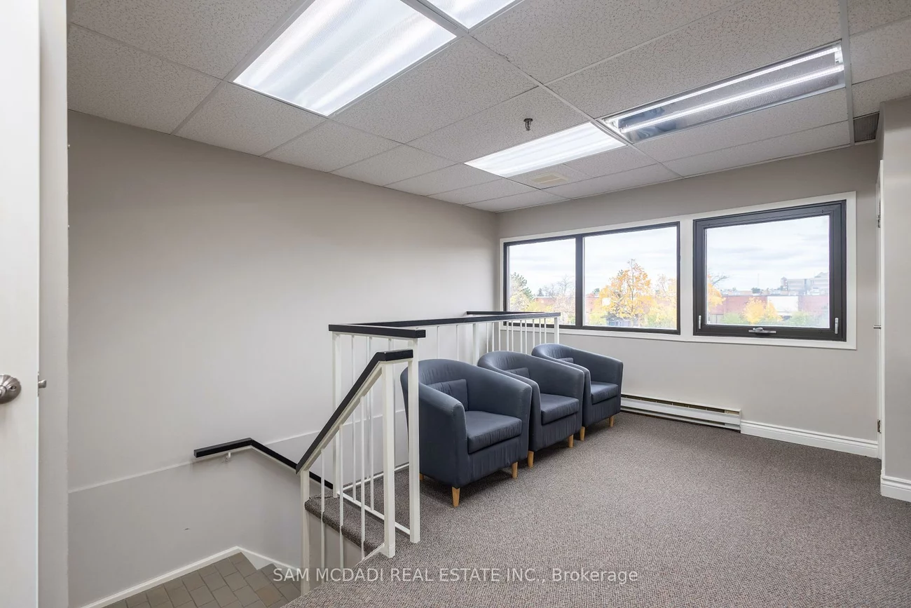 120, Traders, Gateway, Mississauga