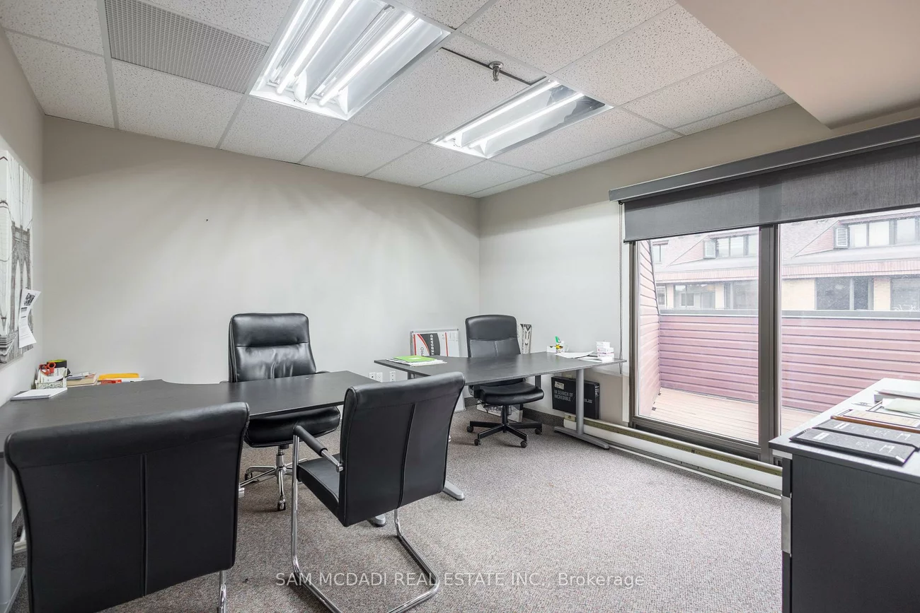 120, Traders, Gateway, Mississauga