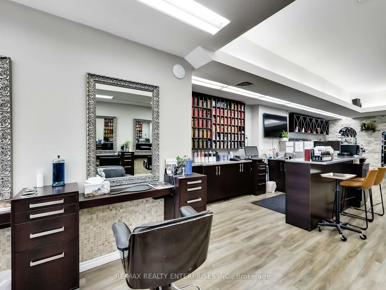 1735, Lakeshore, Clarkson, Mississauga