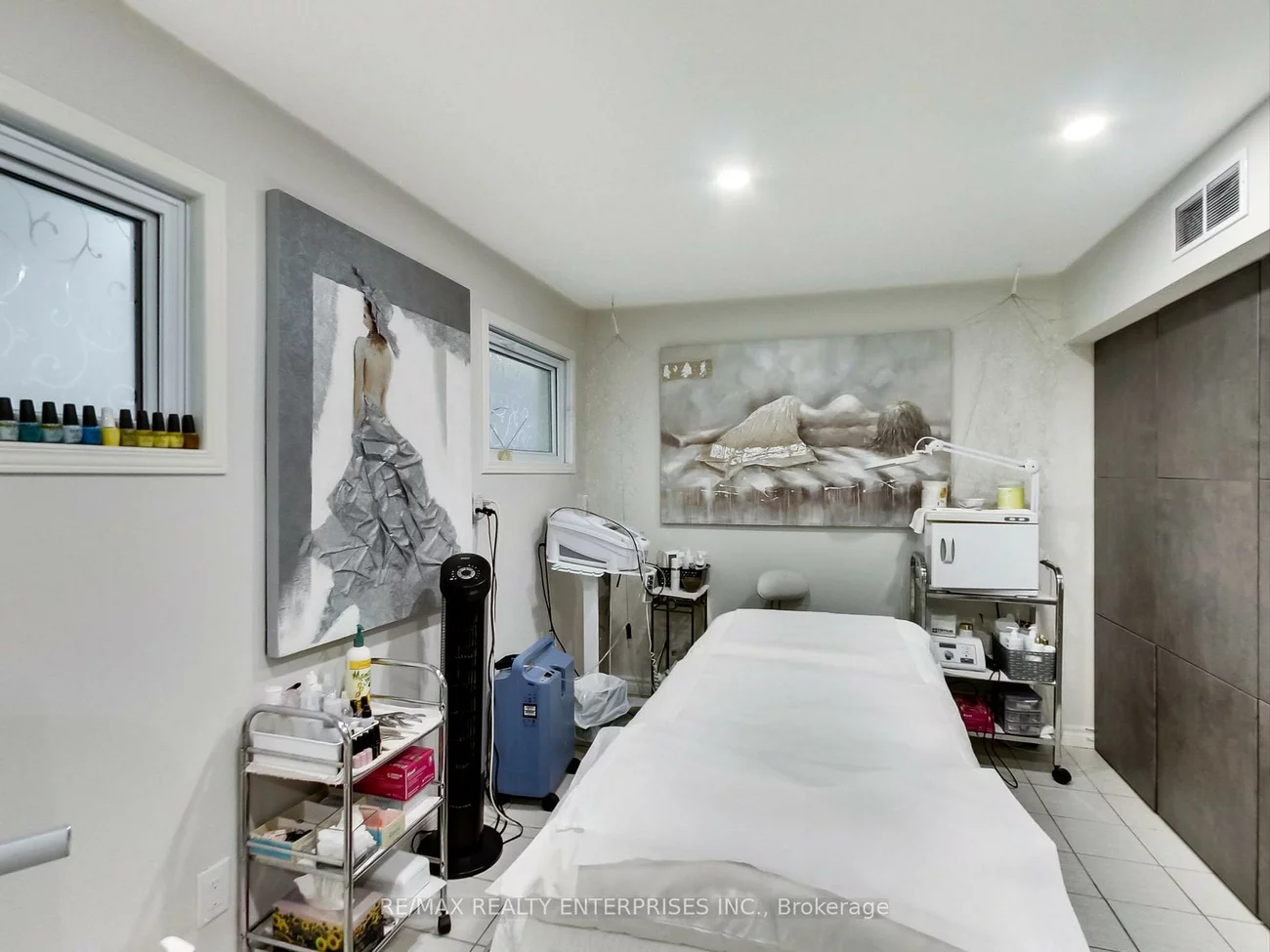 1735, Lakeshore, Clarkson, Mississauga